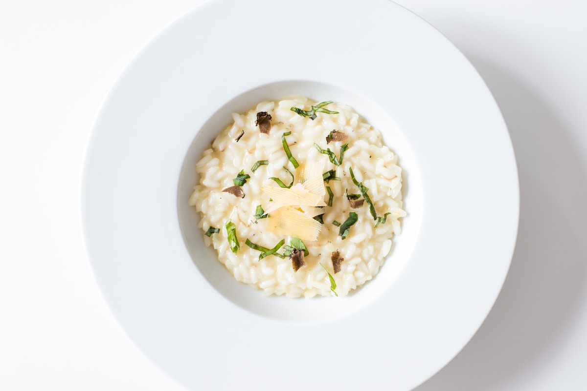 Risotto de setas y parmesano con tomillo