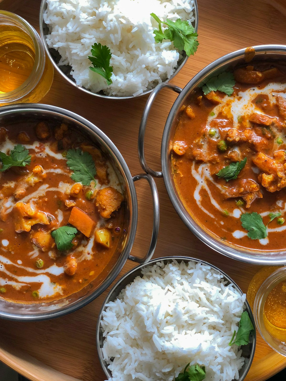 Pollo al curry con leche de coco y especias